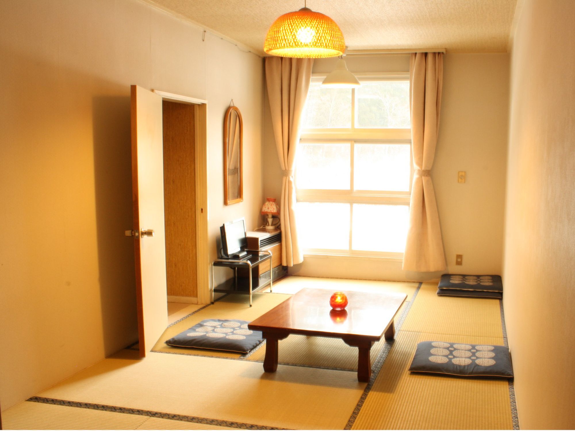 Kagura White Horse Inn Yuzawa  Exterior photo